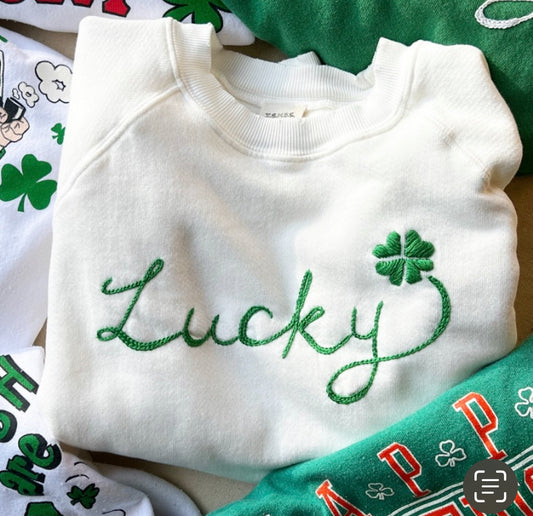 Lucky Sweatshirt(4 Colors)