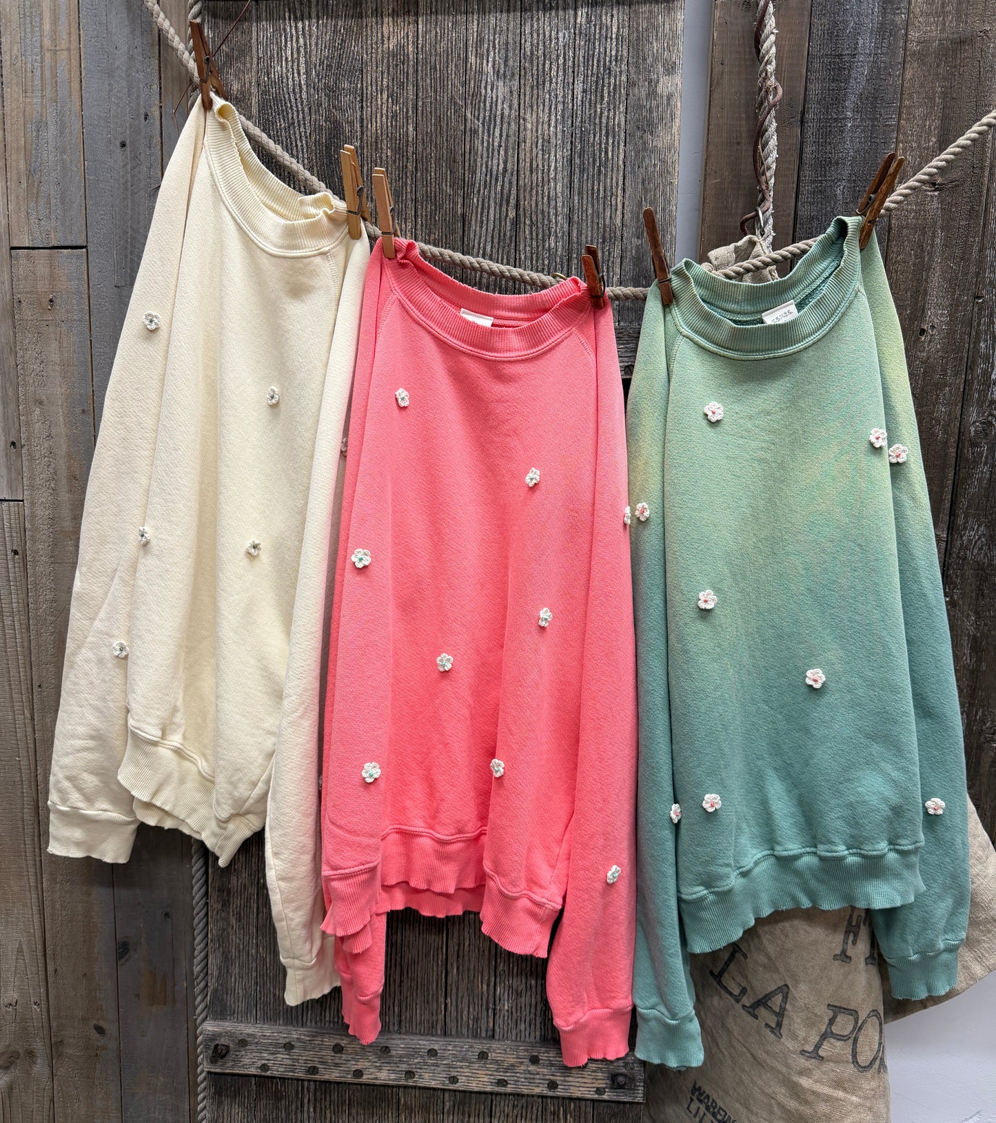 PEDAL BLOOM ALLOVER MINI FLOWER PATCH SWEATSHIRT WITH CUSTOM HAND EMBROIDERY(6 Colors)