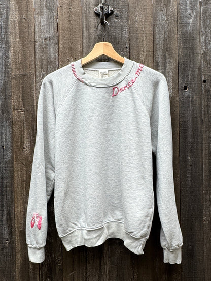 Dance Mom 🩰 Personalized Hand Embroidery Sweatshirt (15 Colors)
