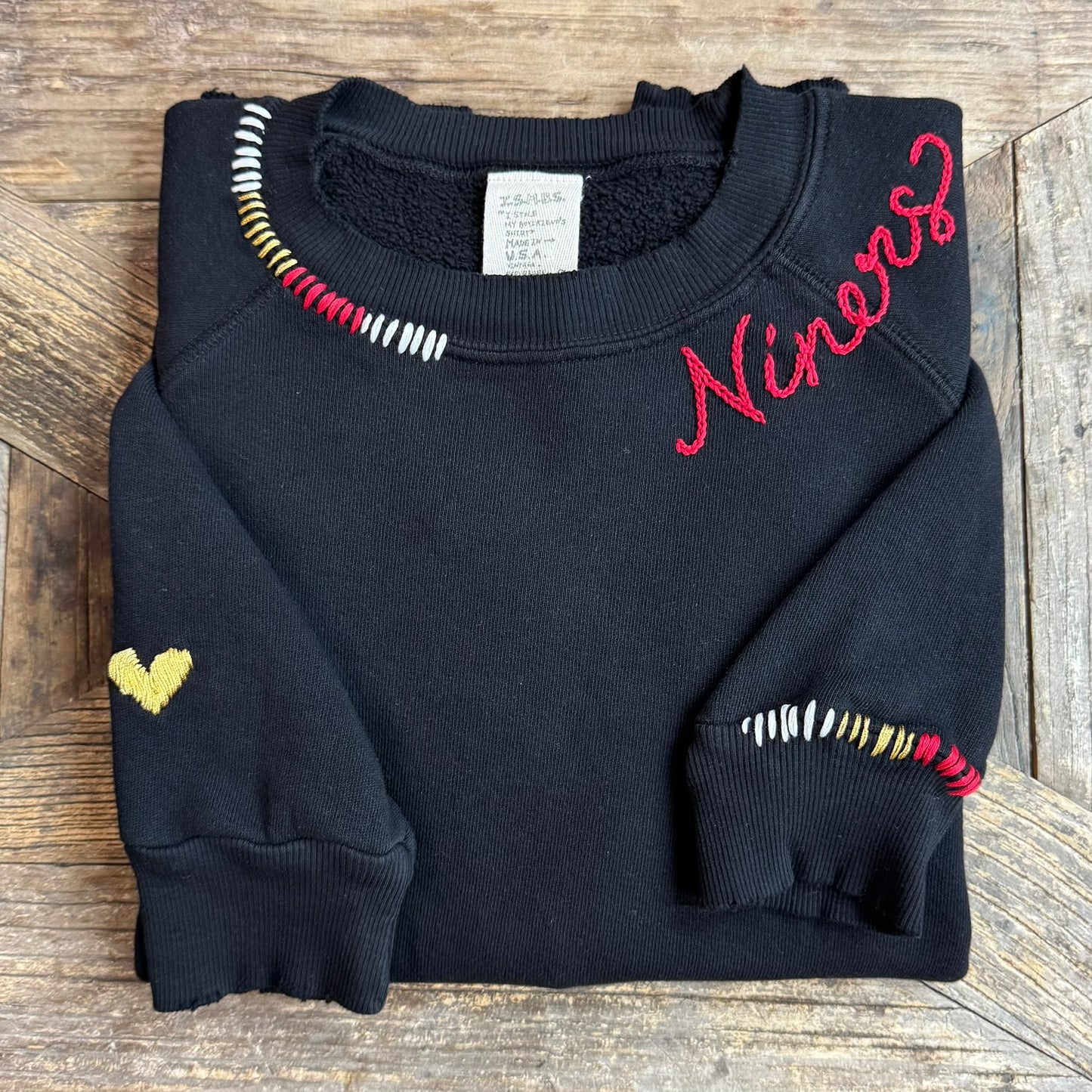 SPORTS TEAM PERSONALIZED HAND EMBROIDERY (21Colors)