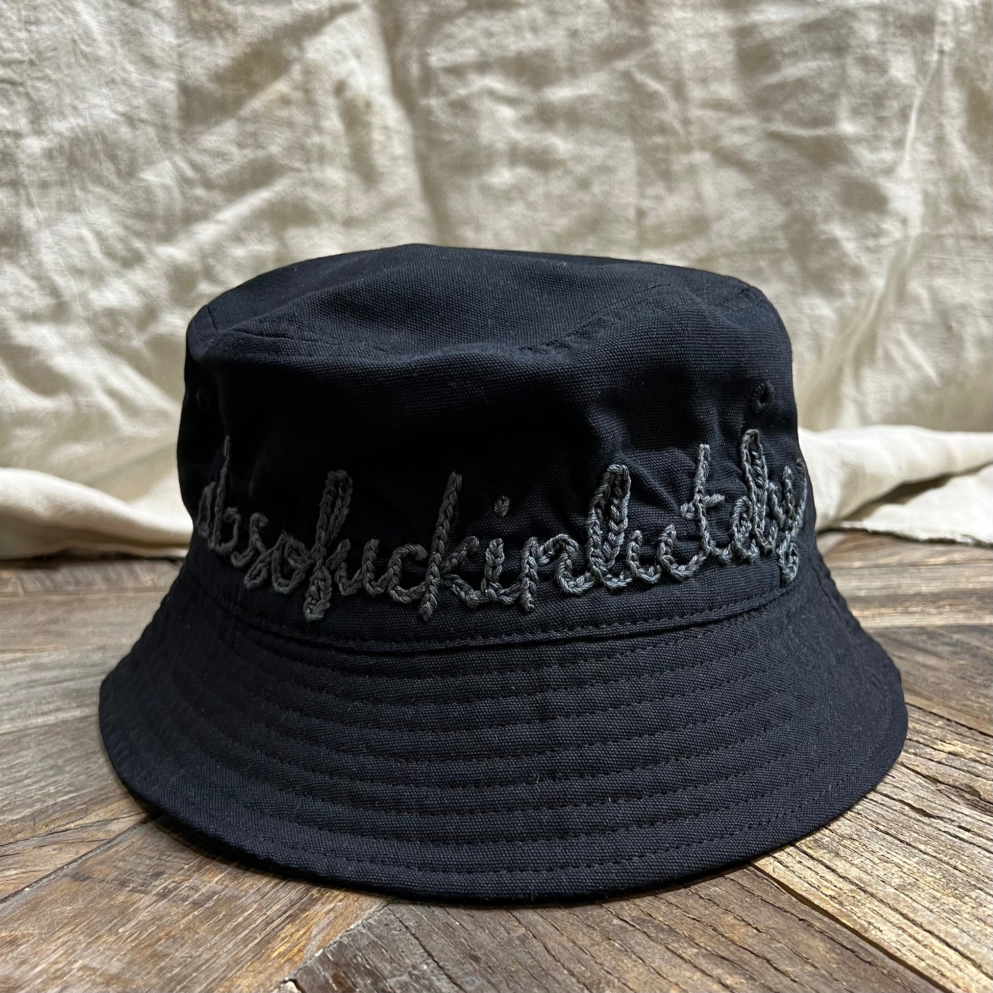 BUCKET HAT WITH CUSTOM HAND EMBROIDERY CANVAS BLACK I STOLE MY