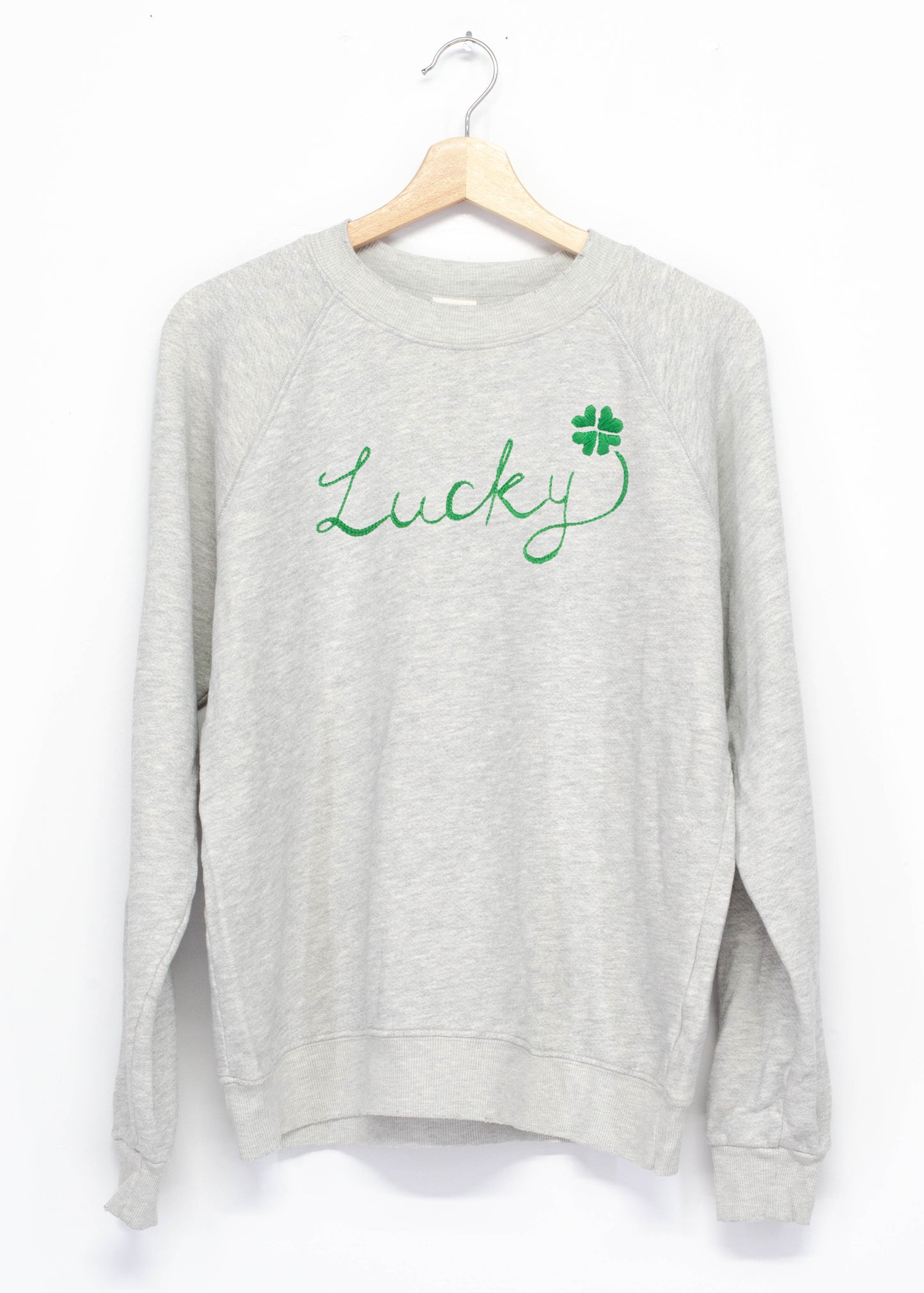 Lucky Sweatshirt(4 Colors)