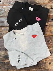 Kiss-xoxo Sweatshirt(5 Colors)