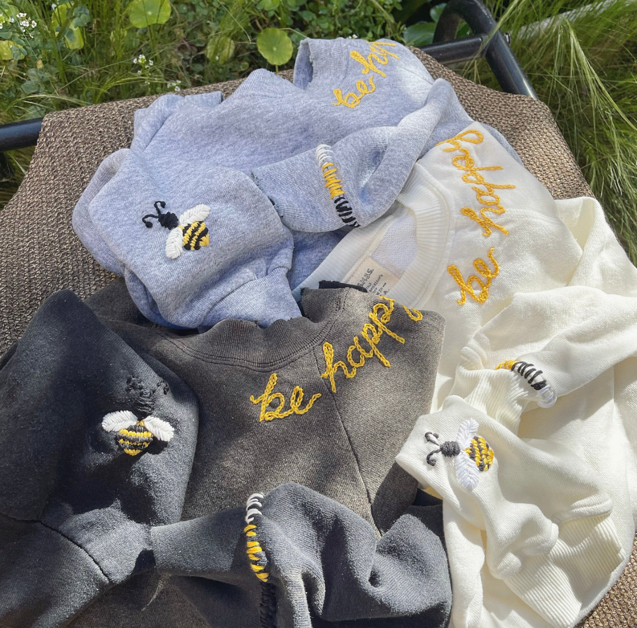VINTAGE SWEATS WITH BEE HAPPY HAND EMBROIDERY